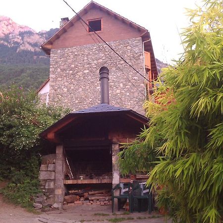 Pension Pallaruelo Саравильо Экстерьер фото